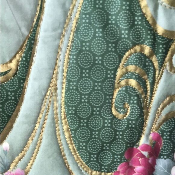 Handmade Lap Quilt. 43” x 63” - Picture 5 of 10